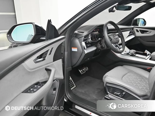 Audi Q8 (4M) 2023 Черный из Кореи, фото 2