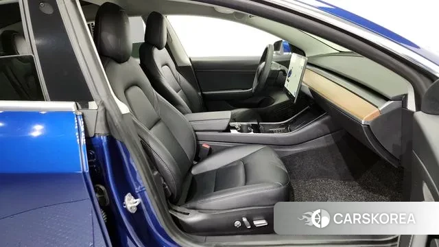 Tesla Model 3 2020 Синий из Кореи, фото 2