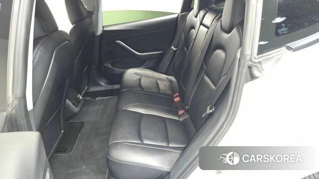 Tesla Model 3 2022 Белый из Кореи, фото 2