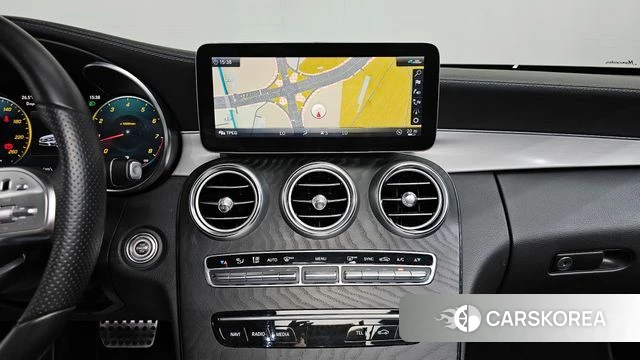 Mercedes-Benz C-Class W205 2022 Белый из Кореи, фото 2