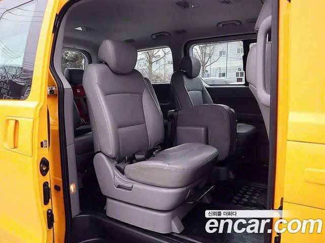 Hyundai The New Grand Starex 2021 Желтый из Кореи, фото 2