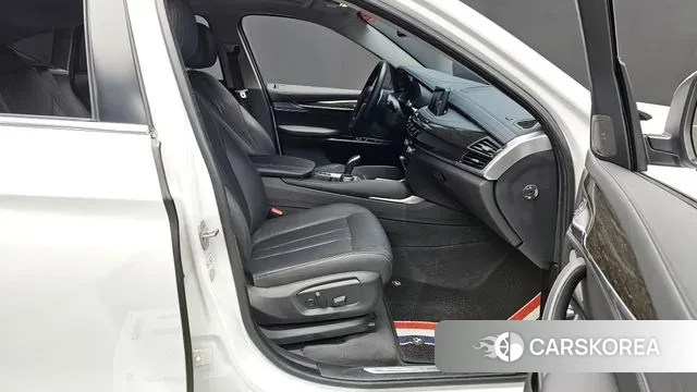 BMW X6 (F16) 2018 Белый из Кореи, фото 2