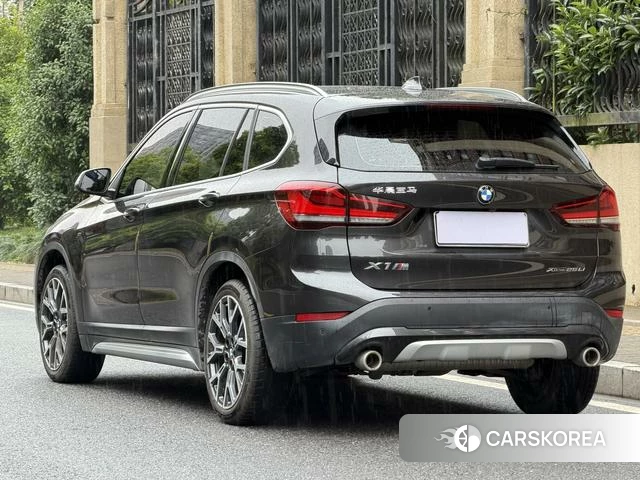 BMW X1 2022 Темно-серый из Китая, фото 2