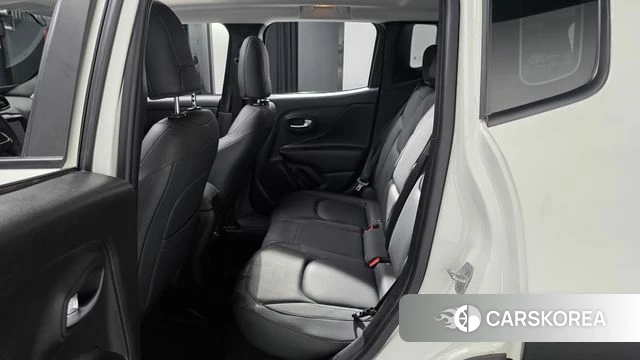 Jeep Renegade 2022 Белый из Кореи, фото 2