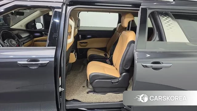 Kia Carnival 4th generation 2022 Серый из Кореи, фото 2