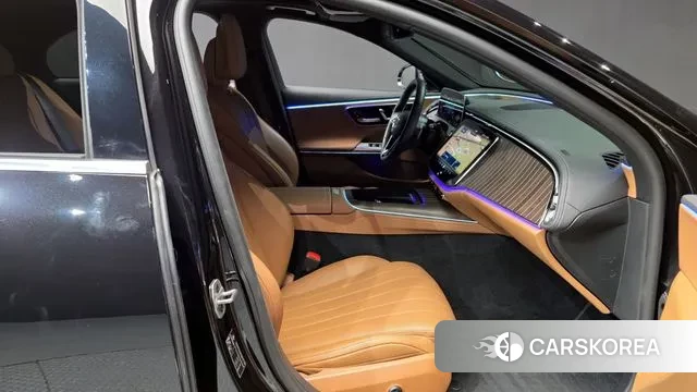 Mercedes-Benz E-Class W214 2024 Черный из Кореи, фото 2