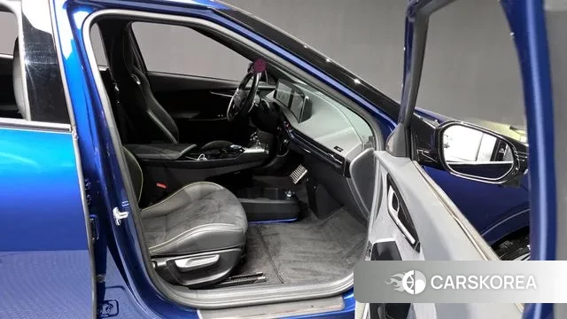 Kia EV6 2022 Синий из Кореи, фото 2