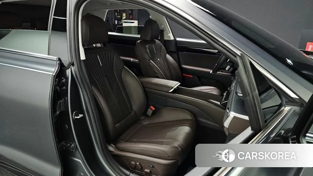 Hyundai Grandeur (GN7) 2023 Серый из Кореи, фото 2