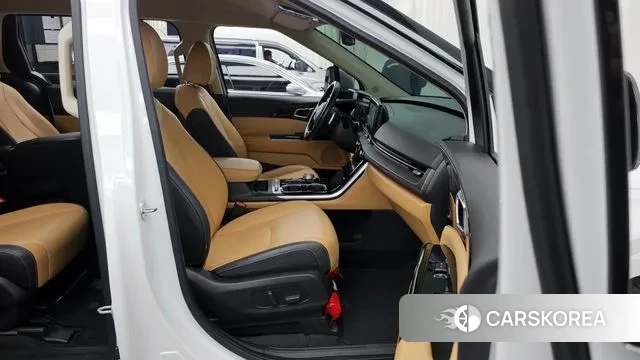 Kia Carnival 4th generation 2023 Белый из Кореи, фото 2