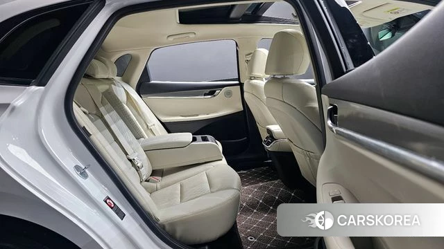 Hyundai The New Grandeur IG Hybrid 2022 Белый из Кореи, фото 2