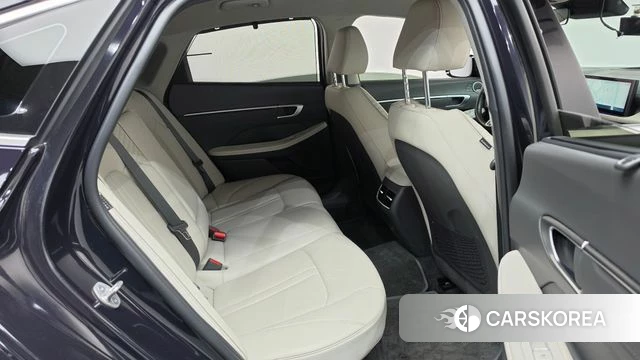 Hyundai Sonata D Edge Hybrid (DN8) 2023 Черный из Кореи, фото 2