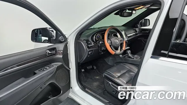 Jeep Grand Cherokee id 2699116 из Кореи 2