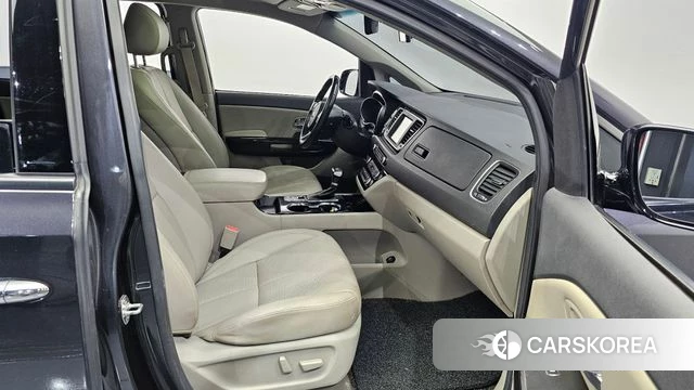 Kia The New Carnival 2019 Серый из Кореи, фото 2