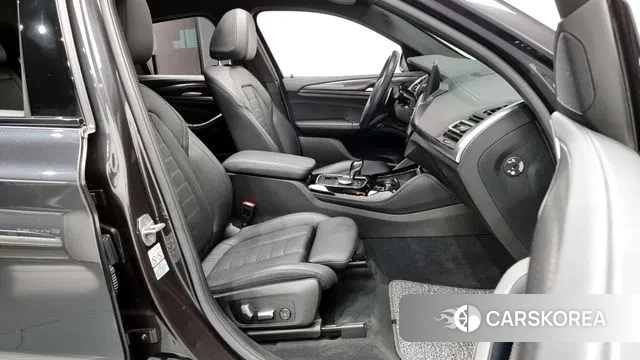 BMW X4 (G02) 2023 Серый из Кореи, фото 2