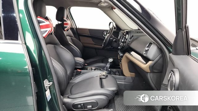 Mini Cooper Countryman 2018 Темно-зеленый из Кореи, фото 2