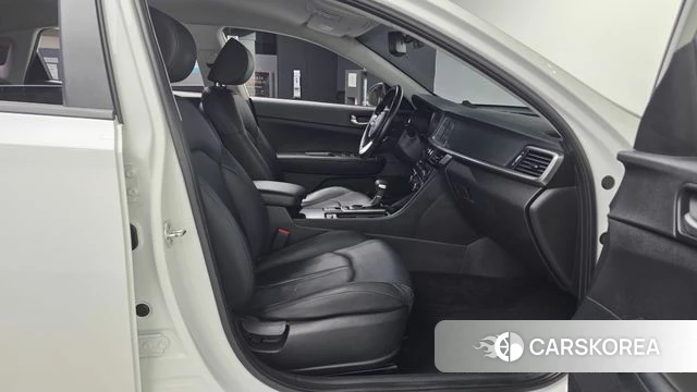 Kia The New K5 2nd generation 2019 Белый из Кореи, фото 2