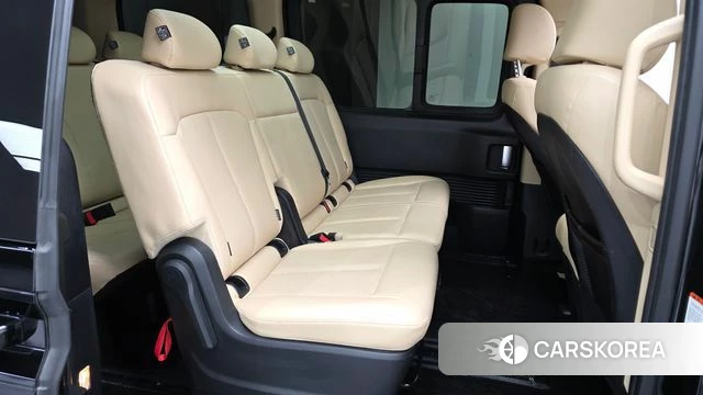 Hyundai Staria 2021 Черный из Кореи, фото 2