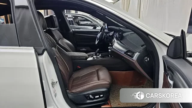 BMW 6 Series GT (G32) 2023 Белый из Кореи, фото 2