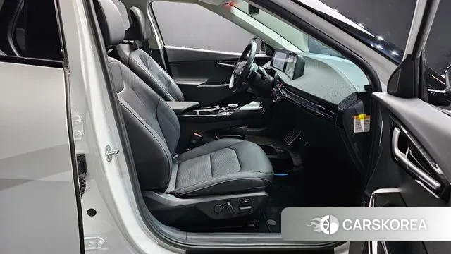 Kia EV6 2023 Белый из Кореи, фото 2