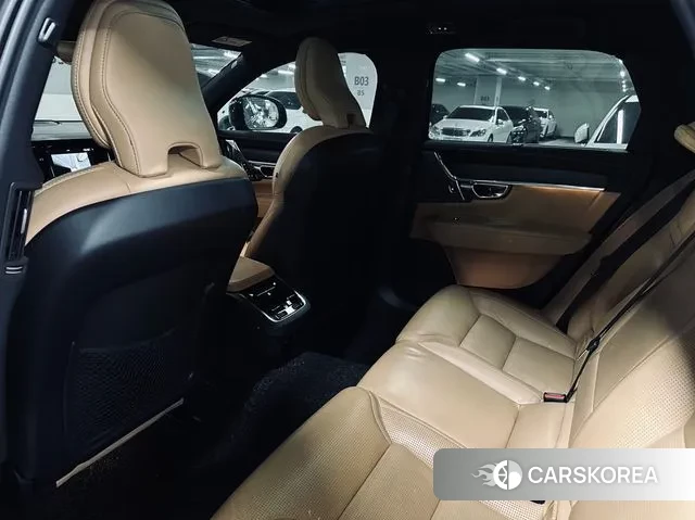 Volvo V90 Cross-Country 2020 Черный из Кореи, фото 2