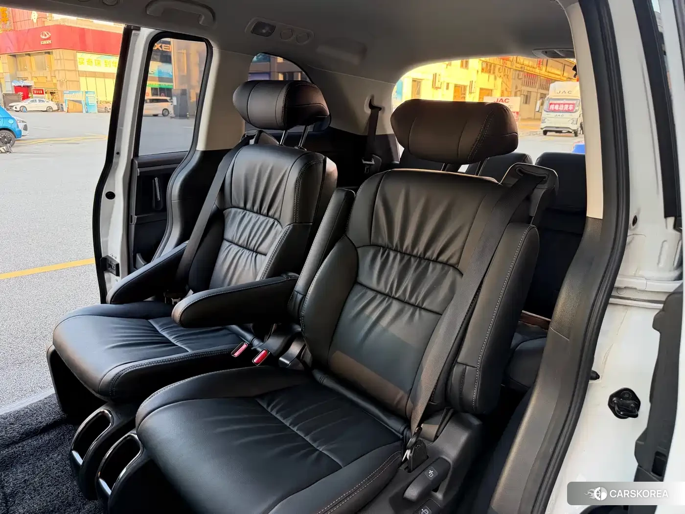 Honda Odyssey 2023 Белый из Китая, фото 2