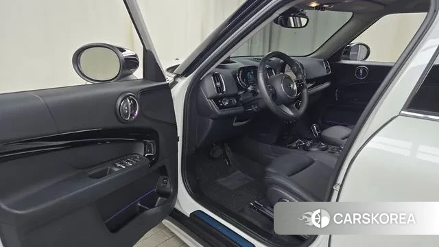 Mini Cooper Countryman 2023 Белый из Кореи, фото 2