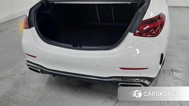 Mercedes-Benz C-Class W206 2026 Белый из Кореи, фото 2