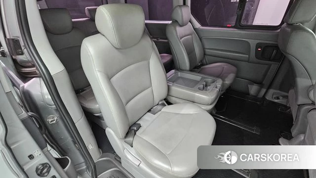Hyundai Grand Starex 2018 Серебряный из Кореи, фото 2