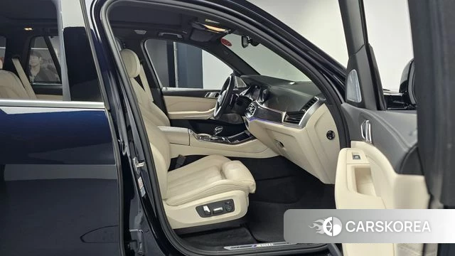 BMW X5 (G05) 2022 Черный из Кореи, фото 2