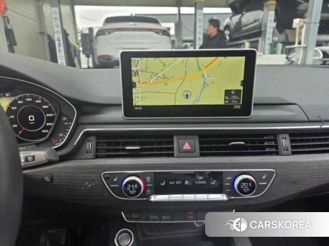 Audi A4 (B9) 2018 Белый из Кореи, фото 2