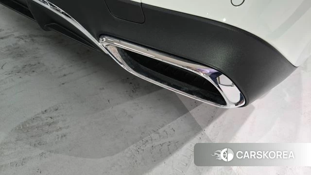 Mercedes-Benz E-Class W214 2025 Белый из Кореи, фото 2