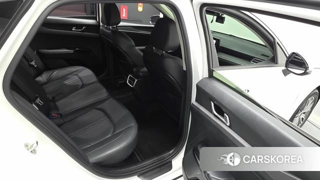 Kia K5 Hybrid 3rd Generation 2022 Белый из Кореи, фото 2
