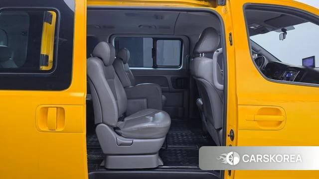 Hyundai The New Grand Starex 2019 Желтый из Кореи, фото 2