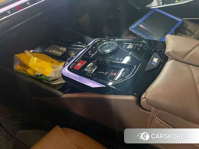 BMW 5 series 2024 Белый из Китая, фото 2