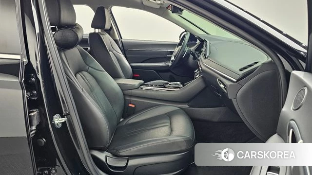 Hyundai Sonata (DN8) 2022 Черный из Кореи, фото 2