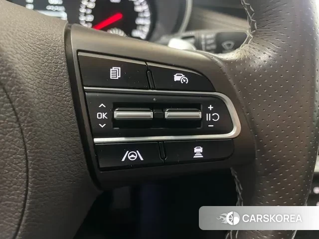 Kia Stinger Meister 2023 Темно-зеленый из Кореи, фото 2