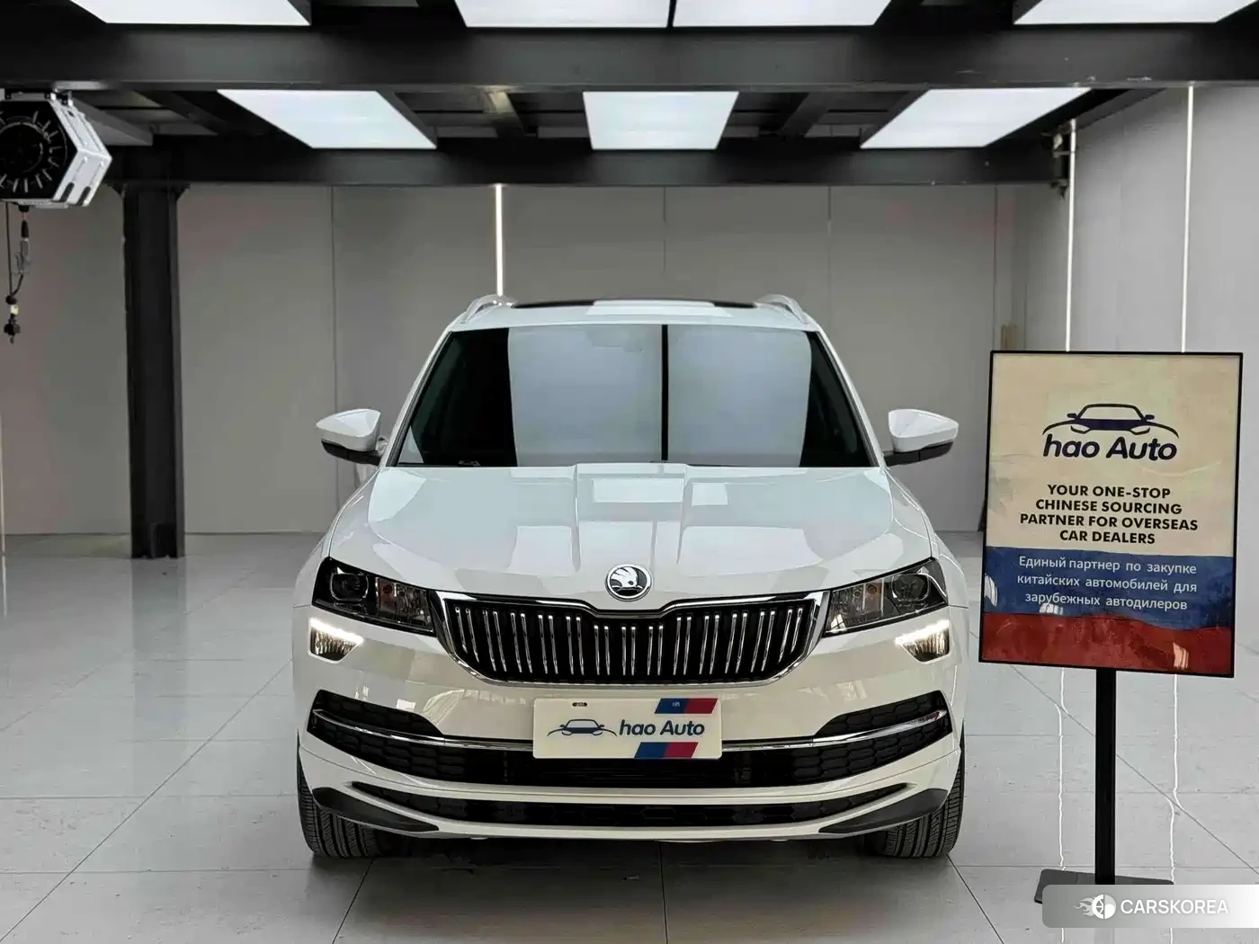 Skoda Krok 2023 Белый из Китая, фото 2