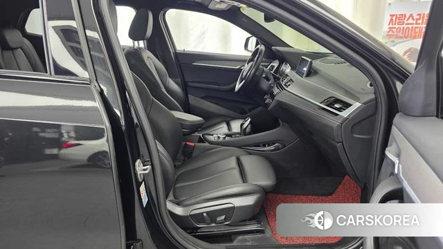 BMW X2 (F39) 2020 Черный из Кореи, фото 2