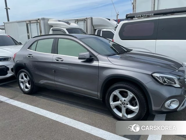 Mercedes-Benz GLA-Class X156 2018 Серый из Кореи, фото 2