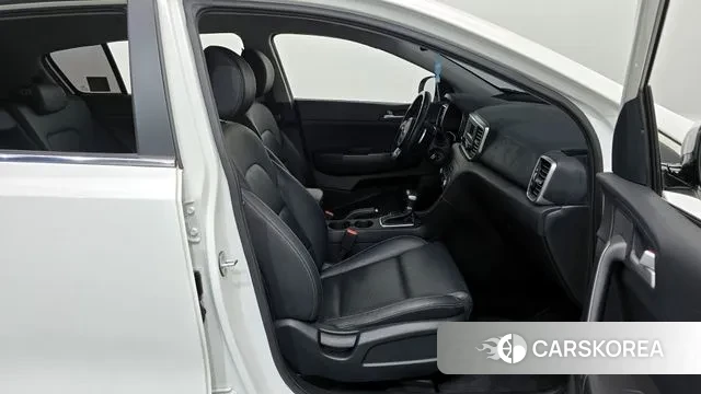 Kia Sportage The Bold 2018 Белый из Кореи, фото 2