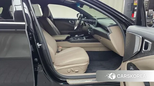 Kia K8 Hybrid 2022 Черный из Кореи, фото 2