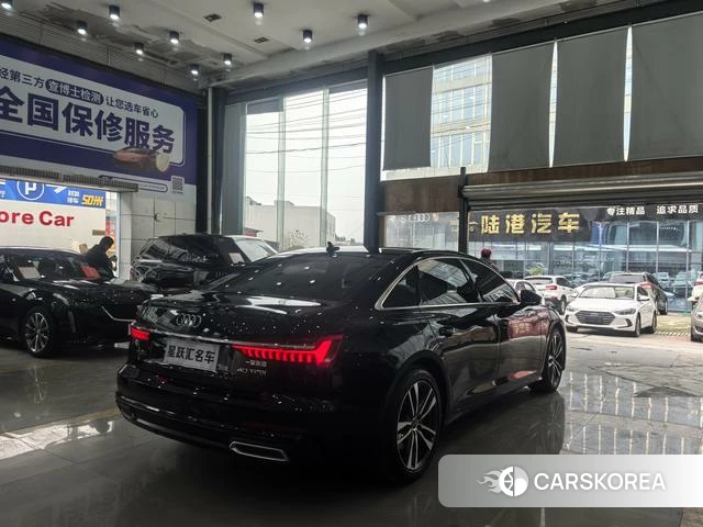 Audi A6L 2022 Черный из Китая, фото 2