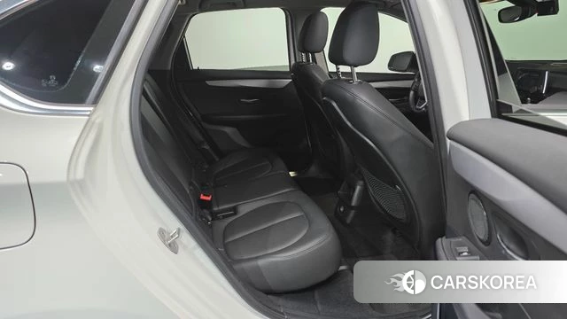BMW 2 Series Active Tourer (F45) 2018 Белый из Кореи, фото 2