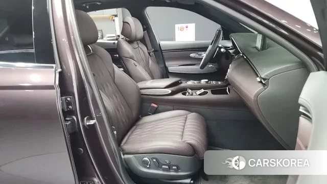 Genesis GV70 2022 Фиолетовый из Кореи, фото 2