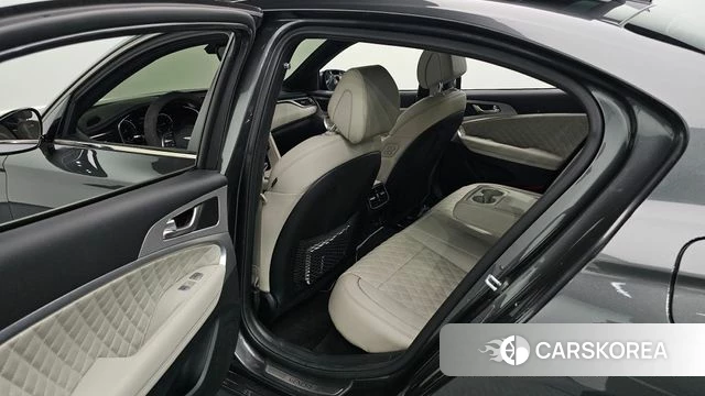 Genesis The New G70 2021 Серый из Кореи, фото 2
