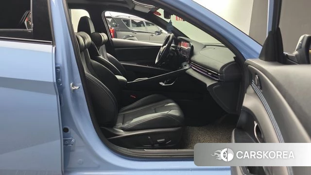 Hyundai Avante (CN7) 2021 Небесно-голубой из Кореи, фото 2