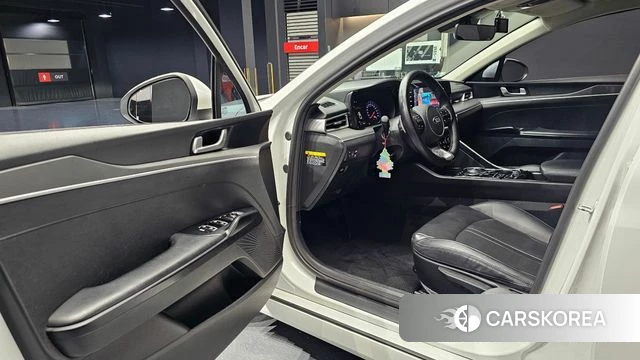 Kia K5 3rd generation 2020 Белый из Кореи, фото 2