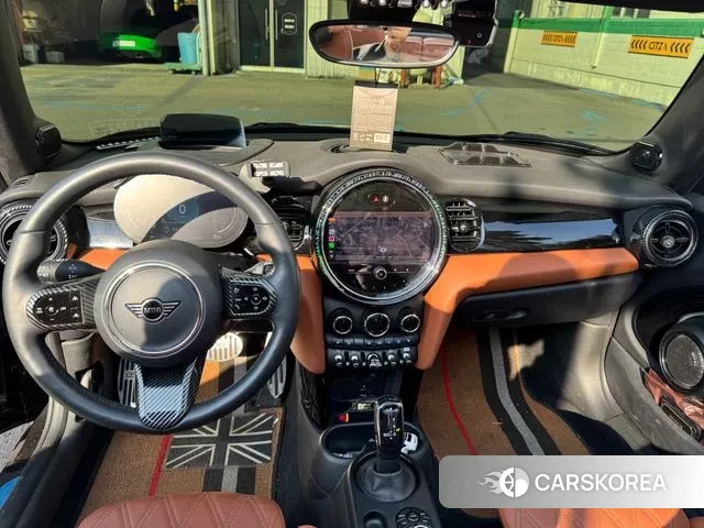 Mini Cooper S Convertible 2021 Черный из Кореи, фото 2