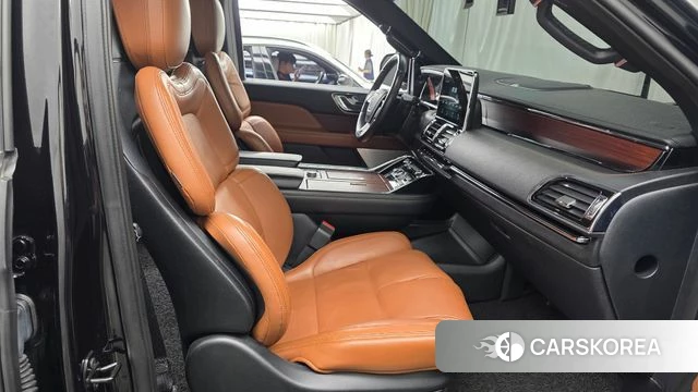 Lincoln Navigator 4th generation 2021 Серый из Кореи, фото 2