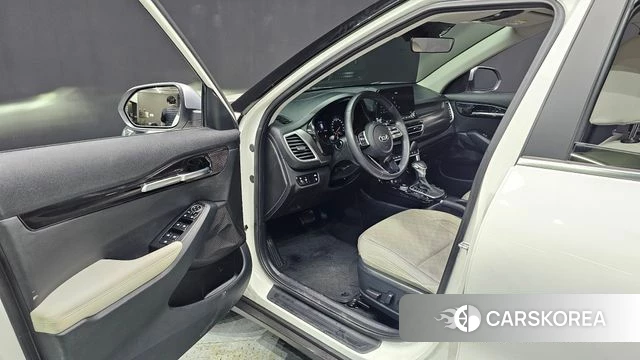 Kia Seltos 2021 Белый из Кореи, фото 2